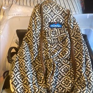 Kavu Black and White Crossbody Bag Geometric Design